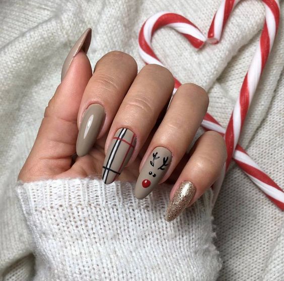 Acrylic Christmas nails