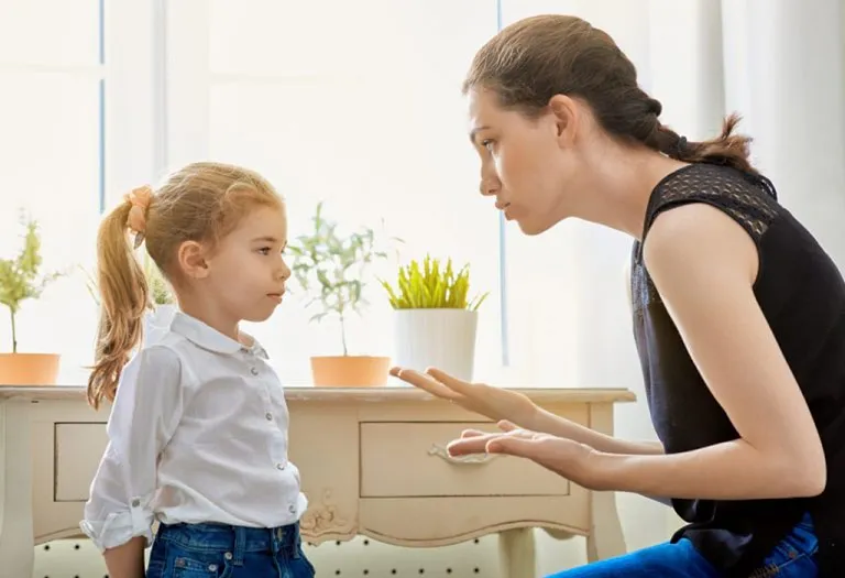 How to Raise a Child With Good Manners - Teaching Kid Manners